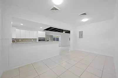 1811 SW 18th Ave, Miami, FL 33145 - Photo 6