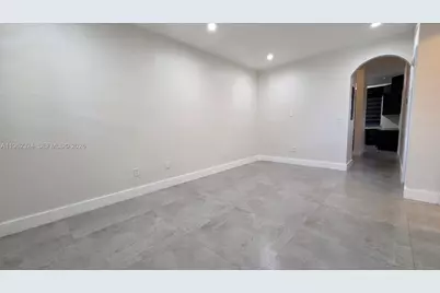 17820 NW 73rd Ave #203-1, Hialeah, FL 33015 - Photo 2