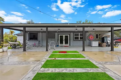 33300 SW 212th Ave, Homestead, FL 33034 - Photo 2