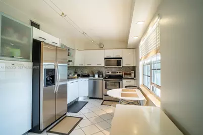 3510 Oaks Way #408, Pompano Beach, FL 33069 - Photo 10