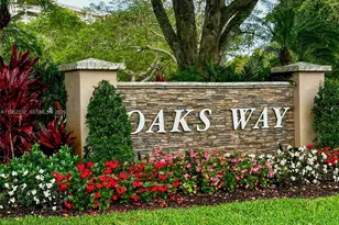 3510 Oaks Way, Pompano Beach, FL 33069 - Photo 2