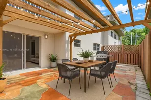 8601 SW 94th St, Miami, FL 33156 - Photo 2