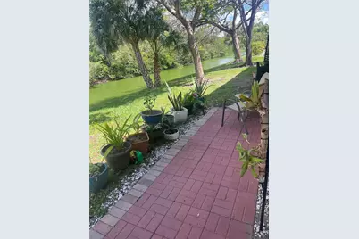 35 Camden #B, West Palm Beach, FL 33417 - Photo 18