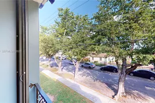 160 SW 30th Ave, Miami, FL 33135 - Photo 12