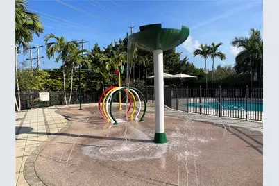 8353 NW 38th St, Cooper City, FL 33024 - Photo 36