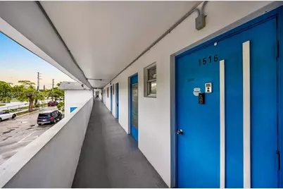 19051 NE 2nd Ave #1516, Miami, FL 33179 - Photo 22
