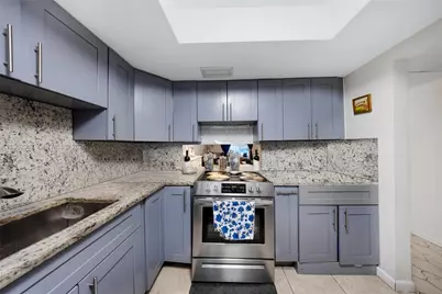 19051 NE 2nd Ave #1516, Miami, FL 33179 - Photo 4