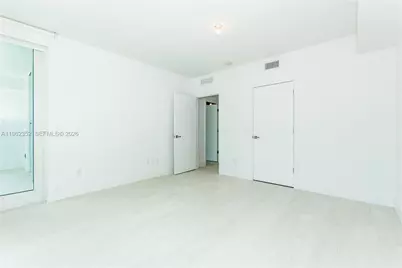 1080 Brickell Ave #1706, Miami, FL 33131 - Photo 12