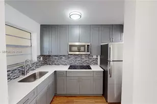 453 SW 2nd St, Miami, FL 33130 - Photo 1