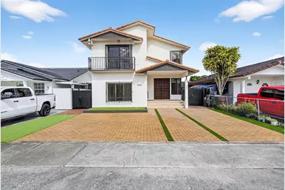 1285 W 42nd Pl, Hialeah, FL 33012 - Photo 1