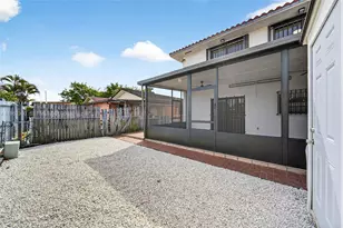 1285 W 42nd Pl, Hialeah, FL 33012 - Photo 46