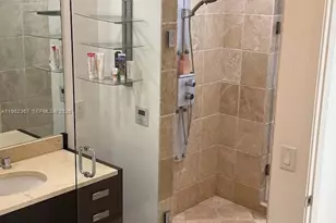 18201 Collins Ave, Sunny Isles Beach, FL 33160 - Photo 16