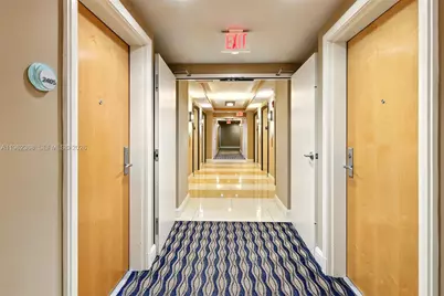 244 Biscayne Blvd #2405, Miami, FL 33132 - Photo 6