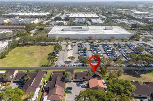 6012 NW 172nd Terr Circle, Hialeah, FL 33015 - Photo 28