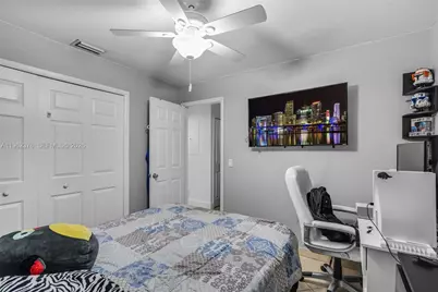 6012 NW 172nd Terr Cir, Hialeah, FL 33015 - Photo 22