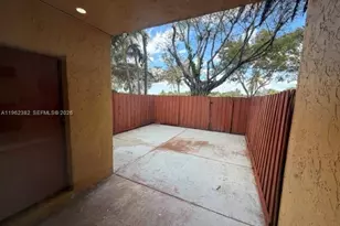 13725 SW 84th St, Miami, FL 33183 - Photo 8