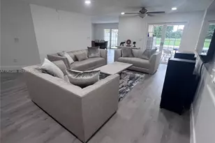 7415 Coldstream Dr, Hialeah, FL 33015 - Photo 12