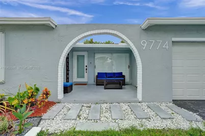 9774 NW 19th Pl, Sunrise, FL 33322 - Photo 4