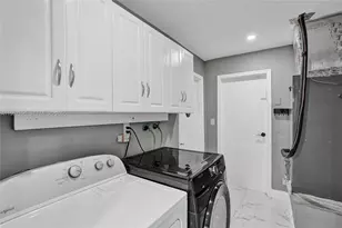 9774 NW 19th Pl, Sunrise, FL 33322 - Photo 28