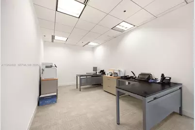 1001 Brickell Bay Dr #2112, Miami, FL 33131 - Photo 4