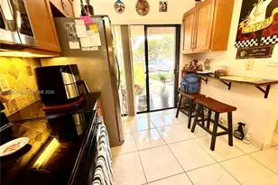 351 Club Cir, Boca Raton, FL 33487 - Photo 12