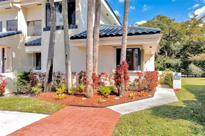 8025 NW 15th Mnr #8025, Plantation, FL 33322 - Photo 18