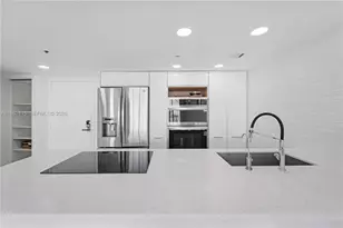 7601 E Treasure Dr, North Bay Village, FL 33141 - Photo 8