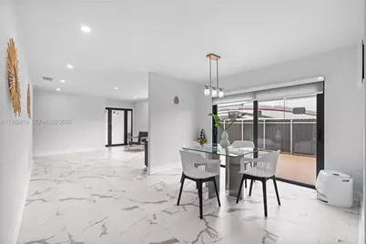 800 NW 133rd Ave, Miami, FL 33182 - Photo 16