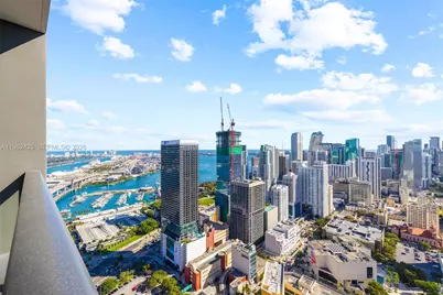 159 NE 6th St #4906, Miami, FL 33132 - Photo 12