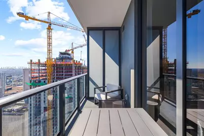 159 NE 6th St #4906, Miami, FL 33132 - Photo 14