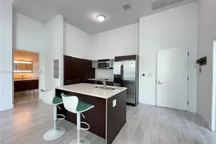 1900 N Bayshore Dr, Miami, FL 33132 - Photo 4