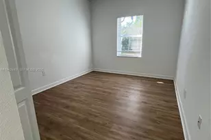 238 NE 31st Ave, Homestead, FL 33033 - Photo 6
