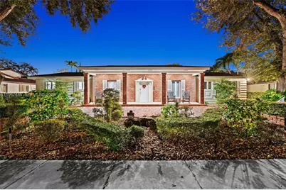 16140 Aberdeen Way, Miami Lakes, FL 33014 - Photo 4