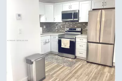 9423 S Hollybrook Lake Dr #106, Pembroke Pines, FL 33025 - Photo 2