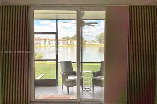 9423 S Hollybrook Lake Dr, Pembroke Pines, FL 33025 - Photo 44