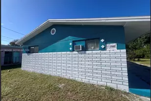 907 20th N St, Fort Pierce, FL 34950 - Photo 18