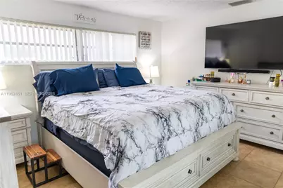 9161 NW 26th Pl, Sunrise, FL 33322 - Photo 18