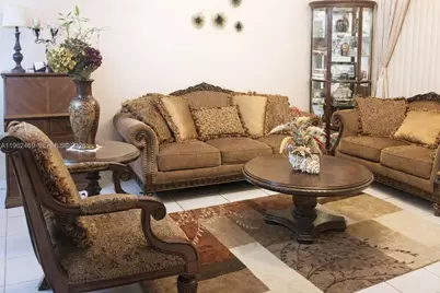 7645 NW 19th Ct #1, Pembroke Pines, FL 33024 - Photo 4