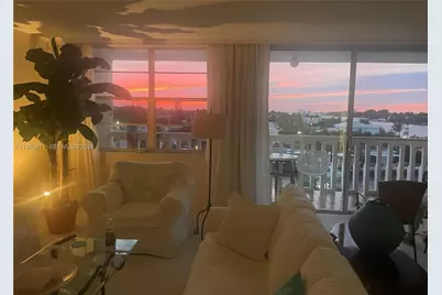 8530 Byron Ave #505, Miami Beach, FL 33141 - Photo 30