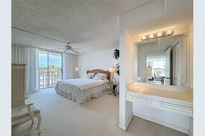 8530 Byron Ave #505, Miami Beach, FL 33141 - Photo 16