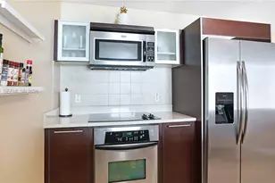 1900 N Bayshore Dr, Miami, FL 33132 - Photo 12