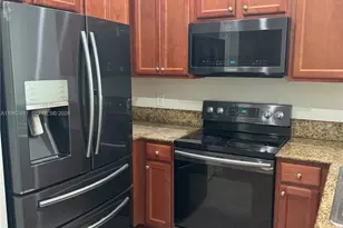 1048 NE 30th Ave, Homestead, FL 33033 - Photo 8