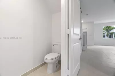 1870 SE 26th Ter, Homestead, FL 33035 - Photo 20