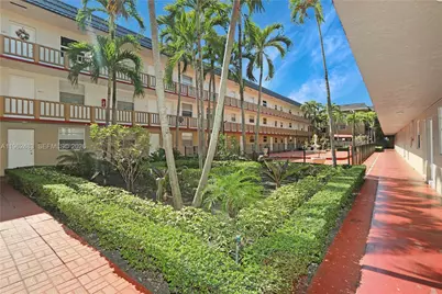 4655 Palm Ave #309, Hialeah, FL 33012 - Photo 26