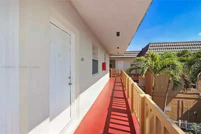 4655 Palm Ave #309, Hialeah, FL 33012 - Photo 18