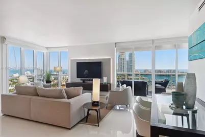 400 Alton Rd #1910, Miami Beach, FL 33139 - Photo 2