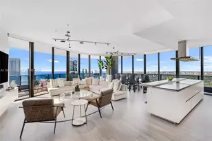 1000 Brickell Plaza, Miami, FL 33131 - Photo 2