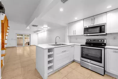 15007 SW 80th Ter #813, Miami, FL 33193 - Photo 8