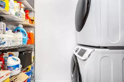 244 Biscayne Blvd #4604, Miami, FL 33132 - Photo 14