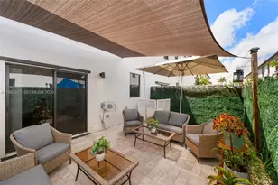 549 NE 206th Ln, Miami, FL 33179 - Photo 24